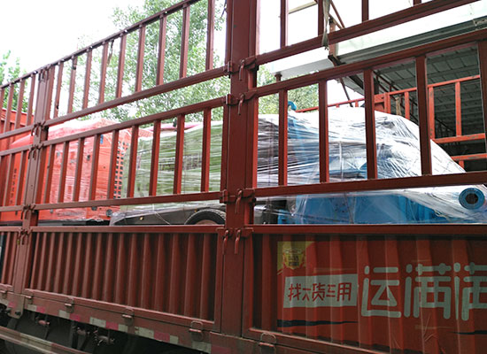 GYP-90液壓混凝土濕噴機、空壓機發貨現場